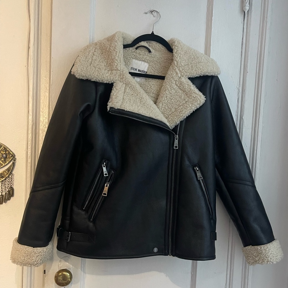 Steve Madden Women's Black Faux Shearling  Jacket .